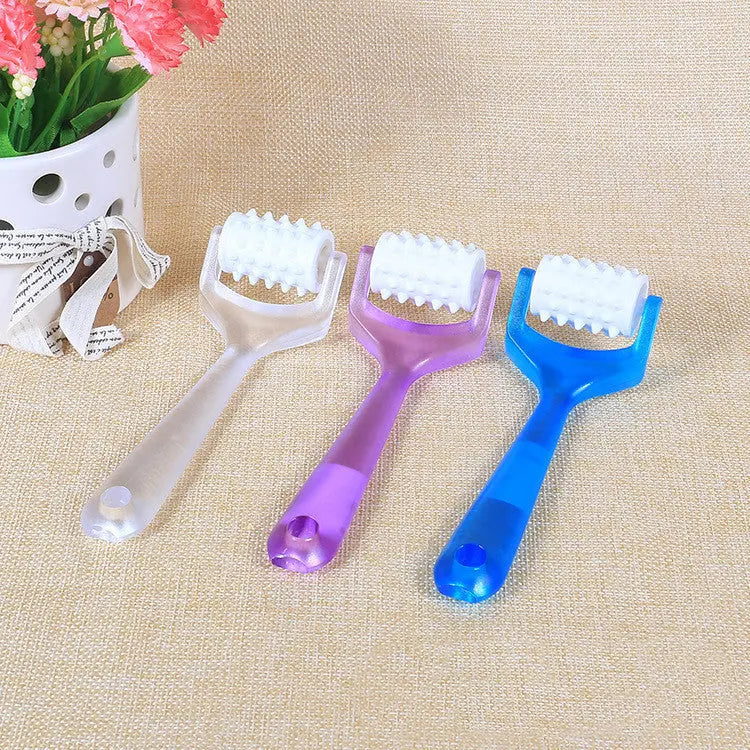 Small plastic roller face massager Bpower Fitness